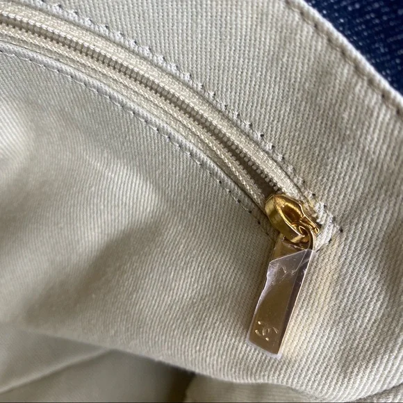 ❤️ SOLD Chanel Small Denim Blue Deauville Tote with gold hardware - Picture 11 of 16